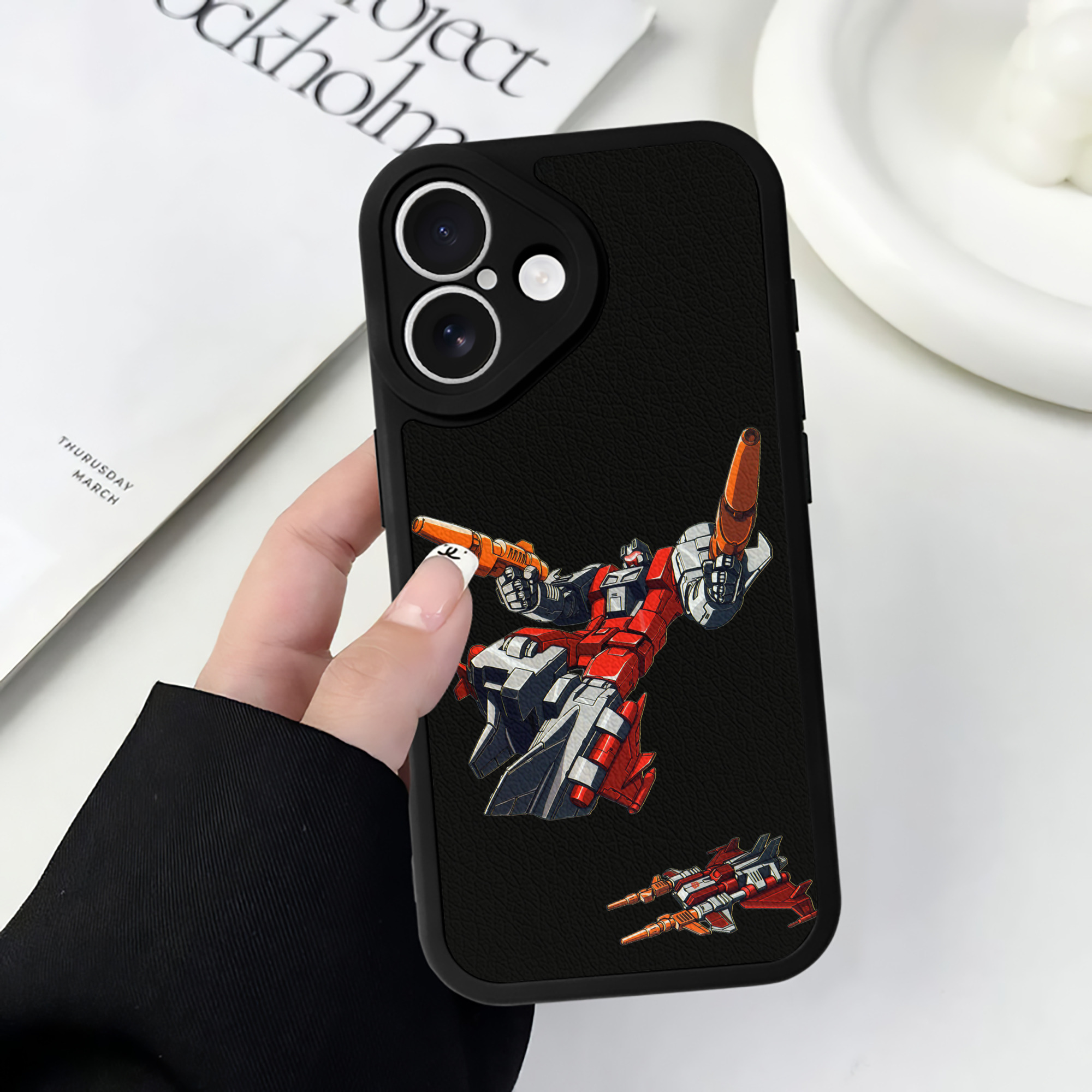 （画像用）  【iPhone 16シリーズ対応】シリコンスマホケース（レザー調） 材質：シリコン